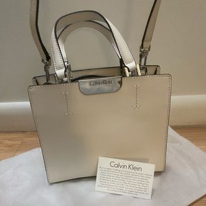 ❌SOLD❌Calvin Klein white leather purse